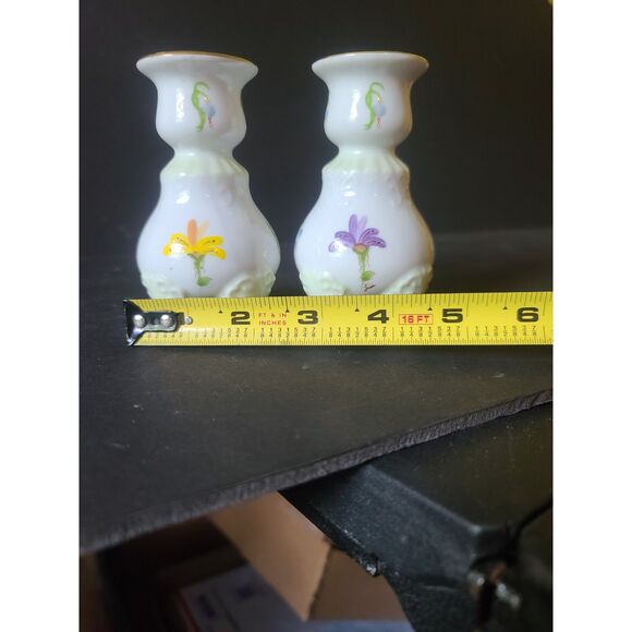 Rare Vintage Lissi Kaplan Giftcraft Crocuses Vintage China Candlestick Holders - Picture 7 of 9